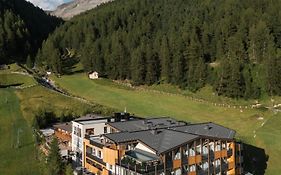 Paradies Pure Mountain Resort
